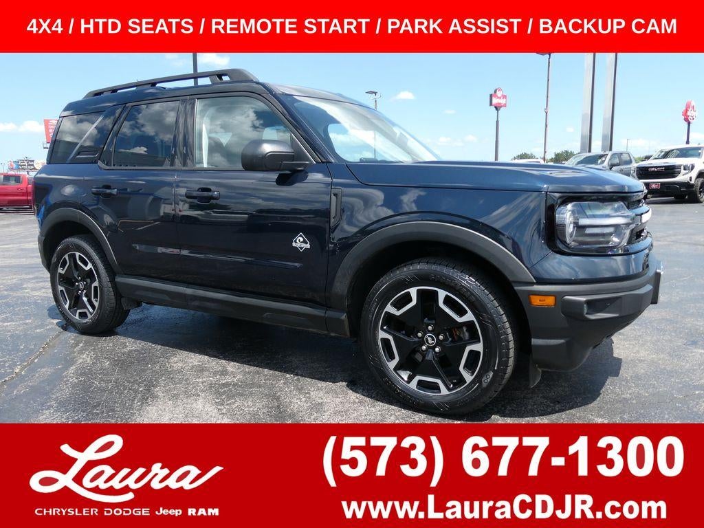 2022 Ford Bronco Sport Outer Banks in Alto Blue Metallic Tinted Clearcoat — front three-quarter view