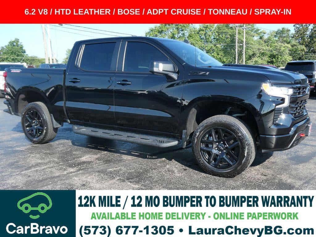 2022 Chevrolet Silverado 1500 LT Trail Boss in Black — front three-quarter view