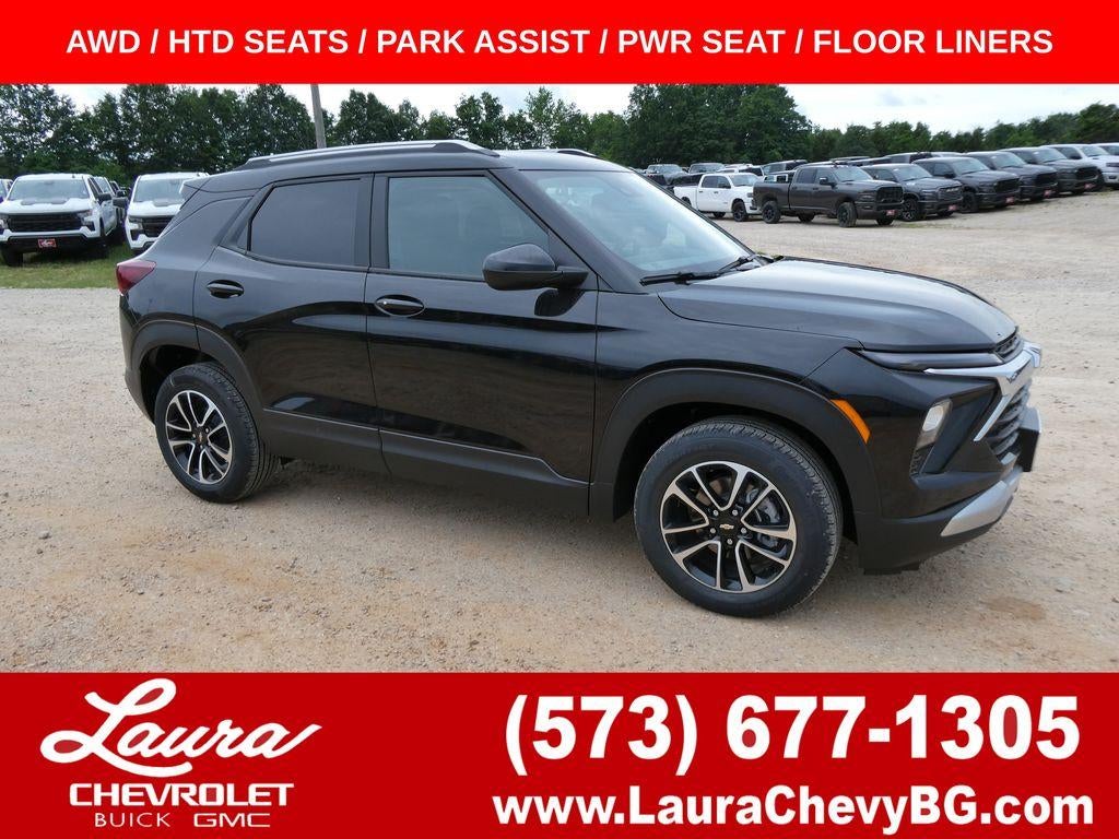 2026 Chevrolet Trailblazer LT in Mosaic Black Metallic — front three-quarter view